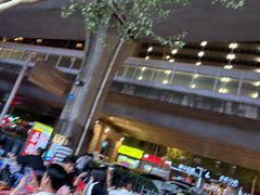 -老街烧烤大排档·地道湖北菜·龙虾馆(汉口火车站店)