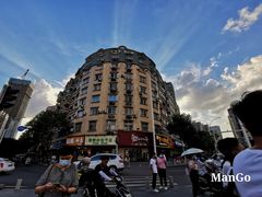 -皇冠幸福里动物奶油生日蛋糕(万达店)