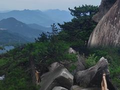 -罗田薄刀峰风景区