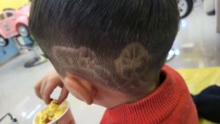 点击看大图 -爆米花儿童美发乐园