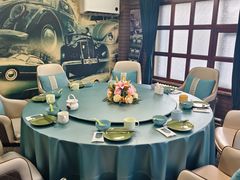 -车之谷·汽车文化主题餐厅(汽开店)