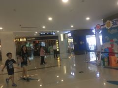 -新田360广场(上海华侨城店)