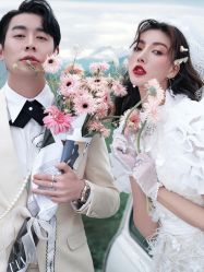 -青禾蒙娜丽莎婚纱摄影(武汉总店)