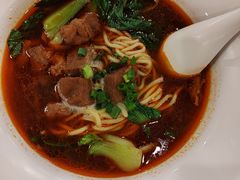 精品红烧牛肉面-半亩园(奥特莱斯店)