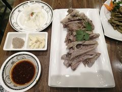 -清真·玛丽亚新疆菜主题餐厅(浙江中路店)