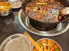 -鸿顺老铁锅美蛙鱼府(解放碑店)