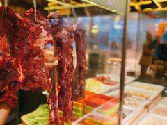 -大中华希尔顿酒店-念自助餐·嗨啤·小龙虾
