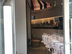 -喜茶(迪士尼小镇DP店)