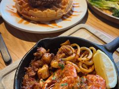 -Common Table · Brunch & Coffee