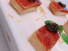 鱼子酱烤鸭-悦江(梅奔中心店)