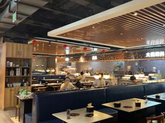 -遇上西雅图多融合海鲜自助餐厅(中房金谊广场店)