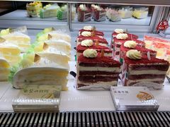 红丝绒-卷心卷意·轻甜蛋糕(新光天地店)