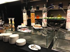 -唐拉雅秀酒店-西锦汇空中BBQ·思创餐厅