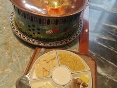 -哈啾嗨·新概念蒙餐(红星新城店)