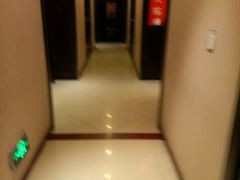 -高第街56号港式餐厅(山大路店)