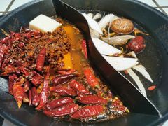 -贰回巷火锅馆(钟楼店)