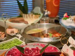 -左庭右院鲜牛肉火锅(金山万达店)