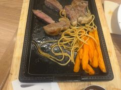 -必胜客(华地店)