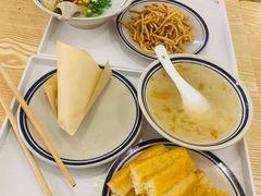 -正南齐北·老街糯米团(洪崖洞店)