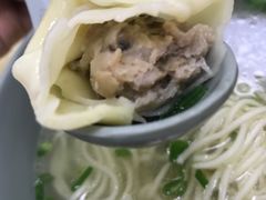 香菇肉生馄饨-顶巧鸡汤馄饨(虹口总店)