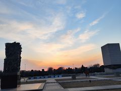 -中国人民抗日战争纪念雕塑园