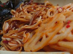 -汤锅大王(新平曹苏黄牛汤锅有限公司)