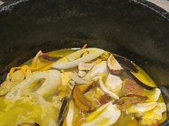 -野·大山里野生菌石锅土鸡(益田假日店)