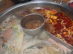 -佬土鹅肠火锅(解放路店)