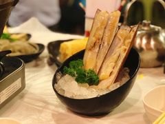 -鲜入围煮花胶鸡海鲜火锅