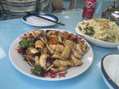 -崴海渔村(虹梅路店)