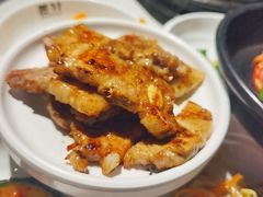 满心尝五花肉-本家韩国烤肉(青岛万象城店)