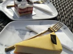 -UNI UNI(环亚凯瑟琳店)