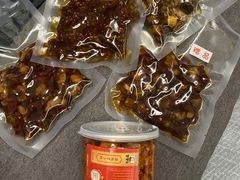 -鑫记婆婆兔·成都特产·兔头手撕兔(太古里店)