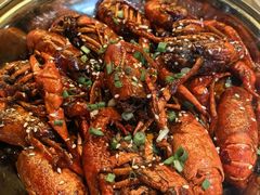 -巴厘龙虾·榜首油焖大虾(音乐学院·沿江酒馆店)
