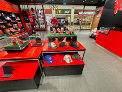 -The Manchester United(伦敦人店)