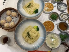 -馋三尺蟹粉小笼(人民广场店)