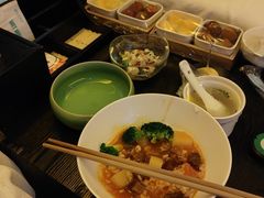 -金色印象·4k影院式足体养生(龙腾路店)
