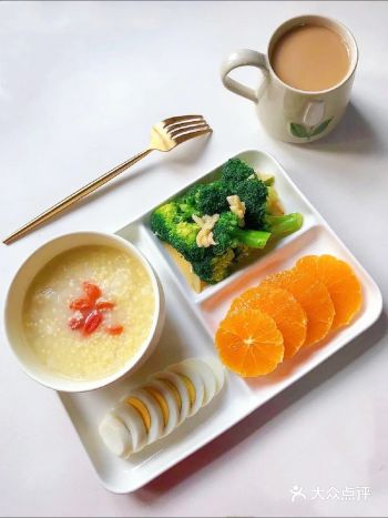 今天阳光真的太好了～ 一会带娃踏个青～ 出去玩必须要