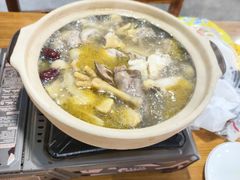 -威邵鸡煲(西华路总店)