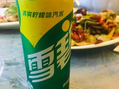 -覃记海鲜美食餐厅