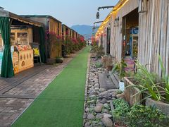 -冰冰龙虾·江湖菜·花园江景餐厅
