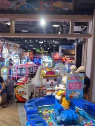 -卡通尼乐园(新达汇三林店)