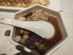 -江城小馆陕南妈妈菜·全球旅行餐厅(钟楼店)