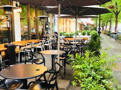 露天位-81BAKERY(大学路店)