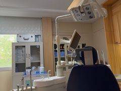 -上海仁爱医院口腔科 · 种植