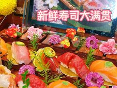 -雍容荟帝王蟹活龙虾展台自助(IFS黑金店)