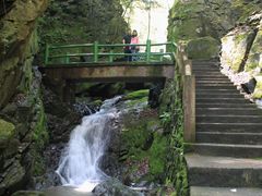 -藏龙百瀑风景区