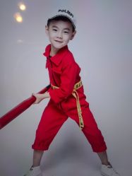 -小熊维尼高端儿童摄影(南山店)