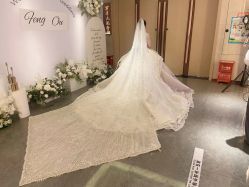 -艾米丽婚纱礼服