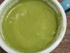 抹茶拿铁-香颂咖啡(华德中心广场店)